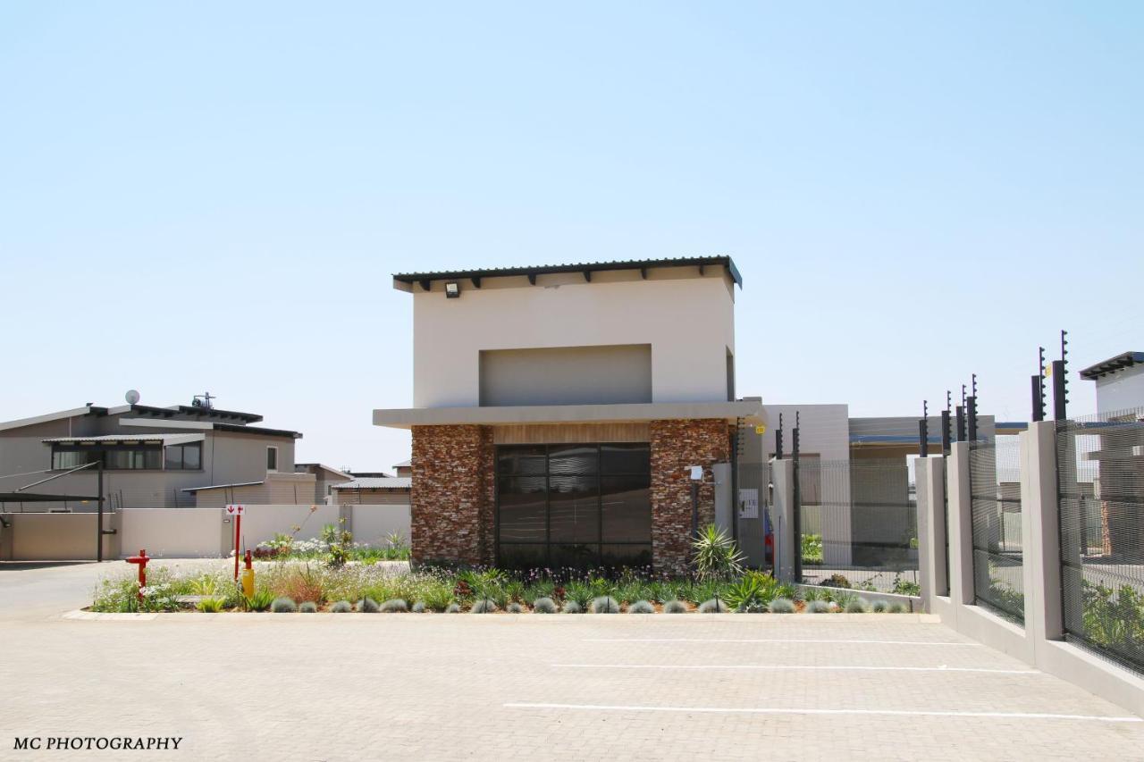King'S Palace Hotel Rustenburg Exterior photo