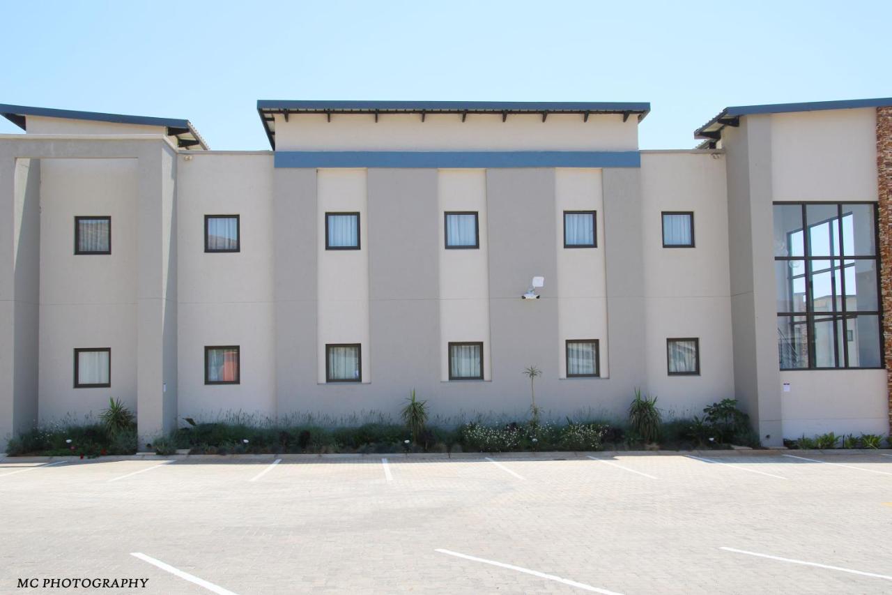 King'S Palace Hotel Rustenburg Exterior photo