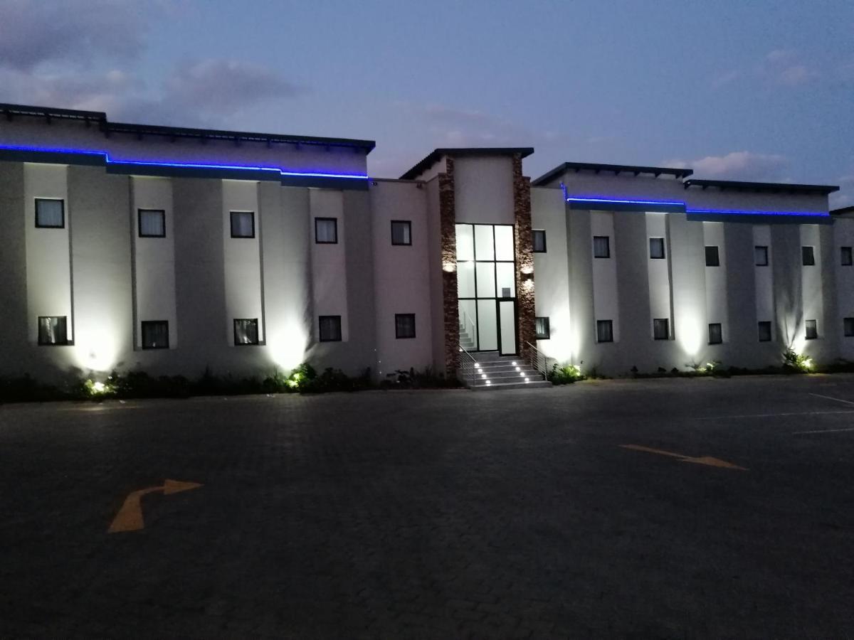 King'S Palace Hotel Rustenburg Exterior photo