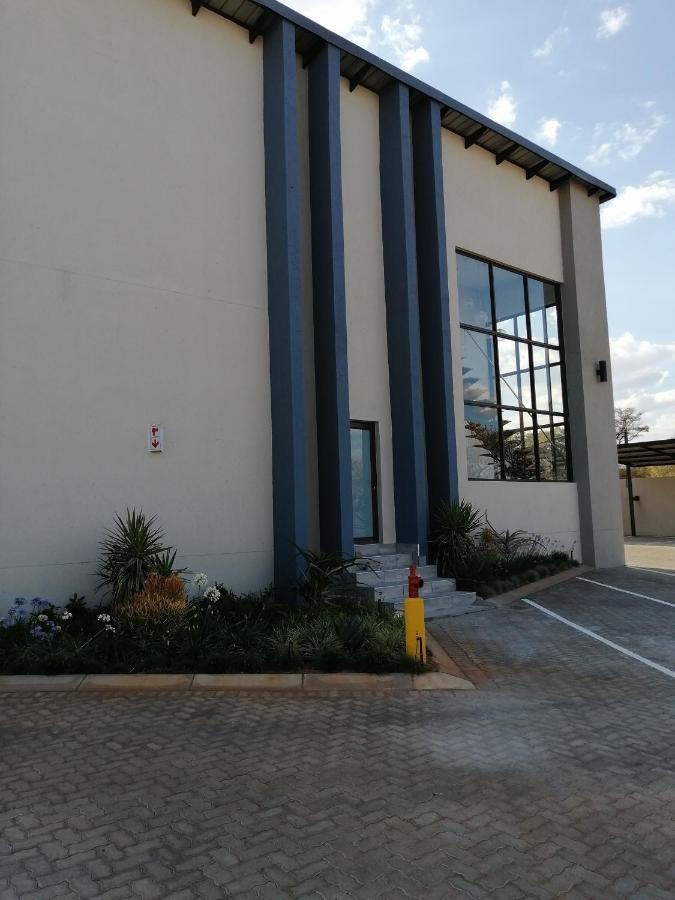 King'S Palace Hotel Rustenburg Exterior photo